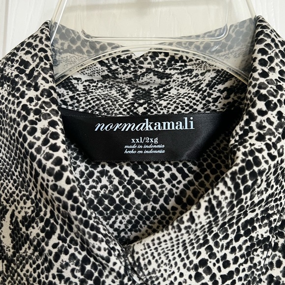 Norma Kamali Python Snake Print, Gray & Black Button Front Shirt Dress. XXL. - Picture 4 of 11